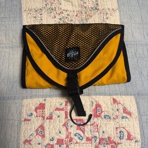 Eagle Creek Small Foldable Toiletries Travel Bag